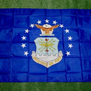 Bandera de la Fuerza Aérea de EE. UU. de 3x5. Bandera militar con orgullo. Bandera duradera de la Fuerza Aérea de EE. UU. Bandera con licencia oficial de la Fuerza Aérea de EE. UU. Regalo para papá. Bandera azul de la USAF.