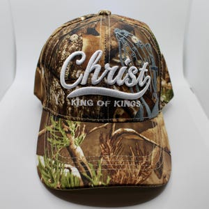 Christus König der Könige Hut. Jesus Baseballkappe. Christlicher Camo Hut. Jesus König der Könige Trucker Hat. Unisex Jesus Mütze. Gott ist gut. Jesus Mütze