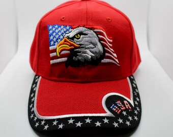 Gorra de EE. UU. Gorra de béisbol con la bandera de EE. UU. Gorra roja con águila calva y águila en la bandera estadounidense. Gorra de EE. UU. Gorra bordada con águila de los Estados Unidos. Gorra de la libertad