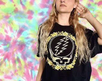 Steal Your Face Inspired Skull Daisy Shirt | Yellow Comfort Colors Tee | Retro Jam Band Floral T-Shirt