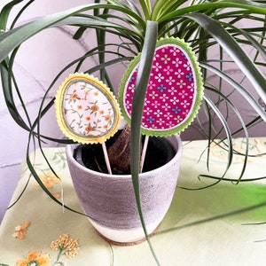 Embroidery file "Decorative Egg" flower spike and pendant with Easter egg application, 3 sizes each, 6 files for the 10 x 10 cm frame stickdirwas