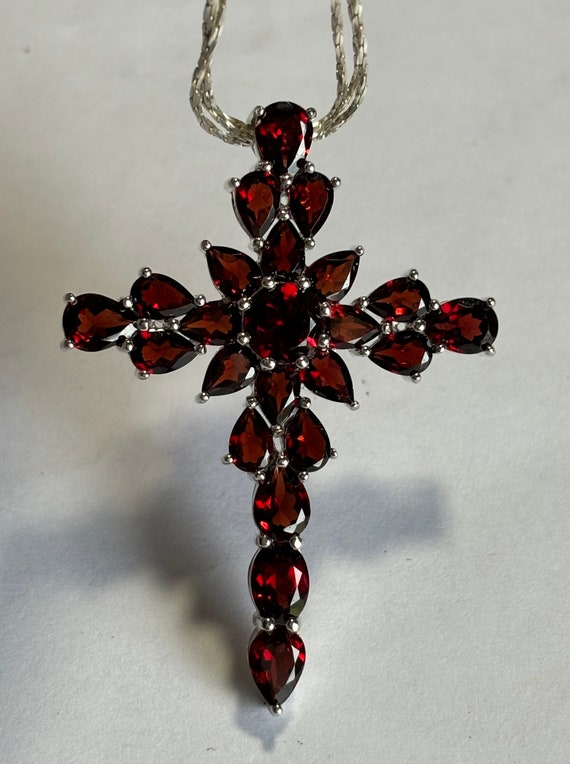 Gemstone Cross With Chain - image 6