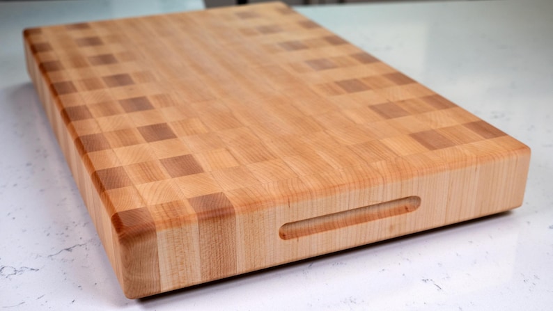 ThePinocchioWorkshop End Grain Cutting Board