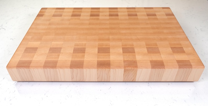 ThePinocchioWorkshop End Grain Cutting Board - Thumbnail 2