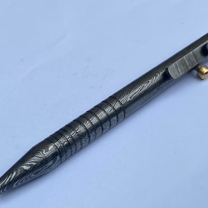 luxe balpen van damaststaal handgemaakt met messing accenten, kerstcadeau huwelijkscadeau vaderdagcadeau, afstudeercadeau verjaardagscadeau