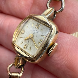 1950&#39;s Mid-Century Elgin Wristwatch / Vintage Women&#39;s Wristwatch / WORKS
