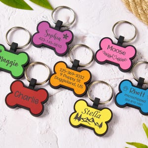 Gepersonaliseerd siliconen hondenpenning, botvorm, stil hondenhalsbandlabel, aangepaste hondennaamkaartjes, puppylabels, gegraveerde huisdier-ID-tags, stil hondenpenning, geluidloos