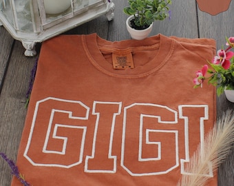Comfort Colors® Personalized Embroidered Mama Shirt Custom Gigi, Nana, or Mimi Gift – Premium Embroidered Grandmother Tee College Block Font