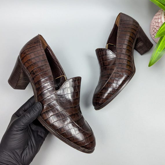 Giorgio Armani Vintage 80s Women’s Brown Leather Loafers Heels Size EU38.5 US7.5/8 Designer Retro Classic Footwear Elegant Minimalist Shoes