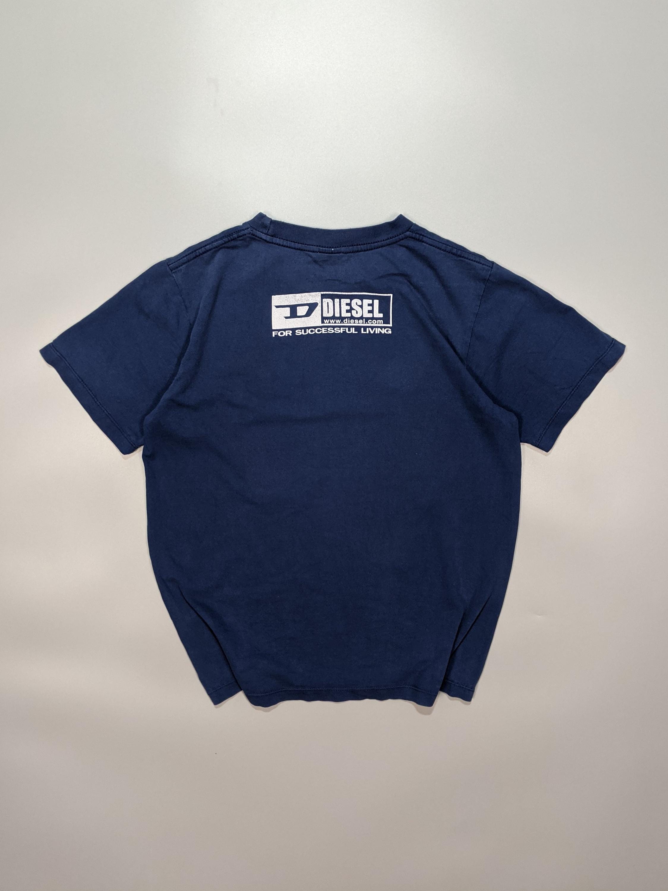DIESEL Vintage Women's Blue T-shirt With Large Logo on Chest Size