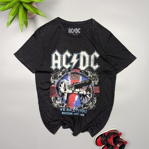 AC/DC We Salute You Tour Vintage T-Shirt Men&#39;s M – 1982 British Tour 2020 Graphic Rock Tee Gift for Him Retro Band Shirt Music Fan