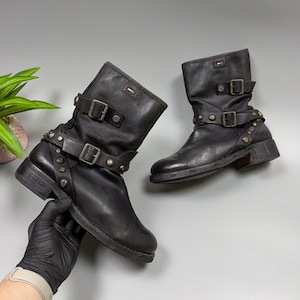 Tommy Hilfiger Vintage Black Leather Women display picture 2