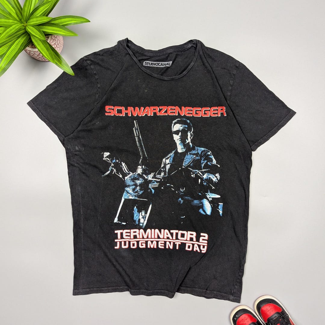 Vintage Terminator 2 Judgment Day T-shirt Studiocanal