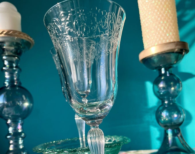 Set of 8 Gorgeous RARE 1930s Elegant Etched Wine Glasses
