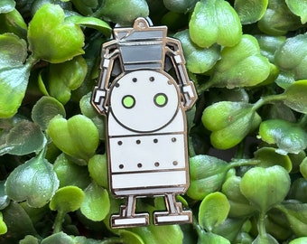 Nier: Automata Machine with Bucket anime enamel pin