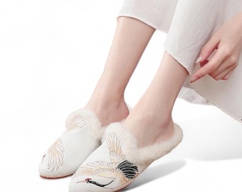 Women&#39;s House Fuzzy Slippers | Warm Winter Slippers | Embroidered Oriental Crane Women&#39;s House Slippers | Comfortable Women&#39;s Fuzzy Mules