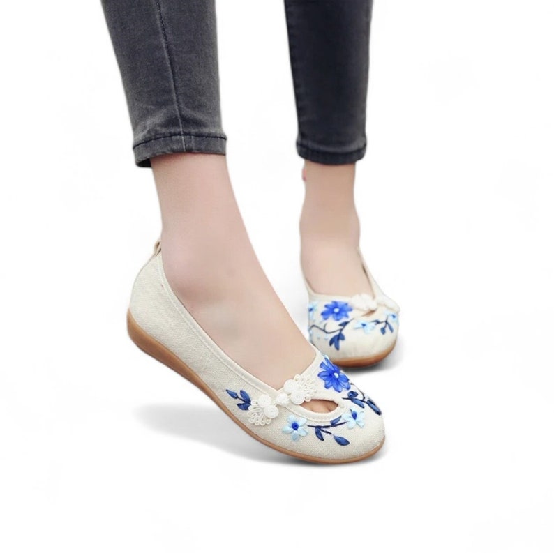 White Cotton Canvas Ballet Flats With Ribbon & Ruyi Flowers White ...