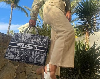 Borsa tote rigida "Rive Gauche Paris" con toile de Jouy, stampa giungla. Forma rettangolare. Nuova società BLU