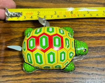 Yokota Tin Wind-up TOY Turtle 1960s Japan