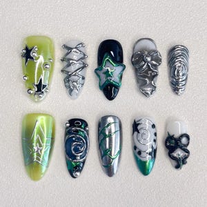 Y2K Star Press On Nails, Chrome Black Green Nails, 3D Edgy Nail Art, Cyberpunk Nails, Trendy Alt Nails, Handmade Cosmic Light Nails