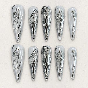 Liquid Metal Nail Set, Silver Abstract Design, Glossy Resin Art, Modern Minimalist Nails, Trendy Metallic Finish, Handmade Nail Art