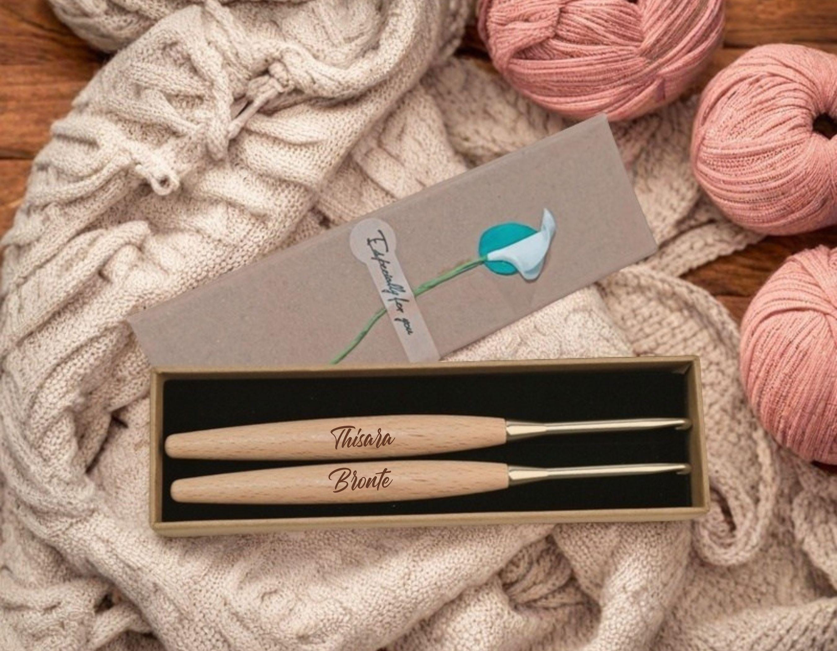 Personalisierte Name Häkelnadel (2stk), benutzerdefinierte Bambusgriff Häkelnadel, Große Bambus Häkelnadel, Häkelnadeln Personalisiert, Furls 3 mm