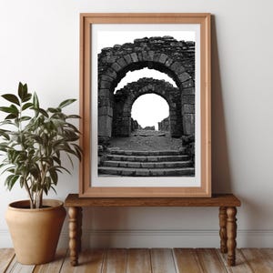 Ruines monastiques Irlande | Art mural rustique | Photographie d&#39;architecture | Impression numérique | Photographie noir et blanc | Irlande