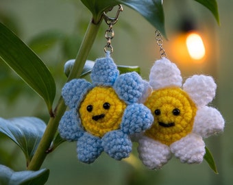 Flower Keychain Crochet Pattern – Easy Amigurumi PDF – Instant Download