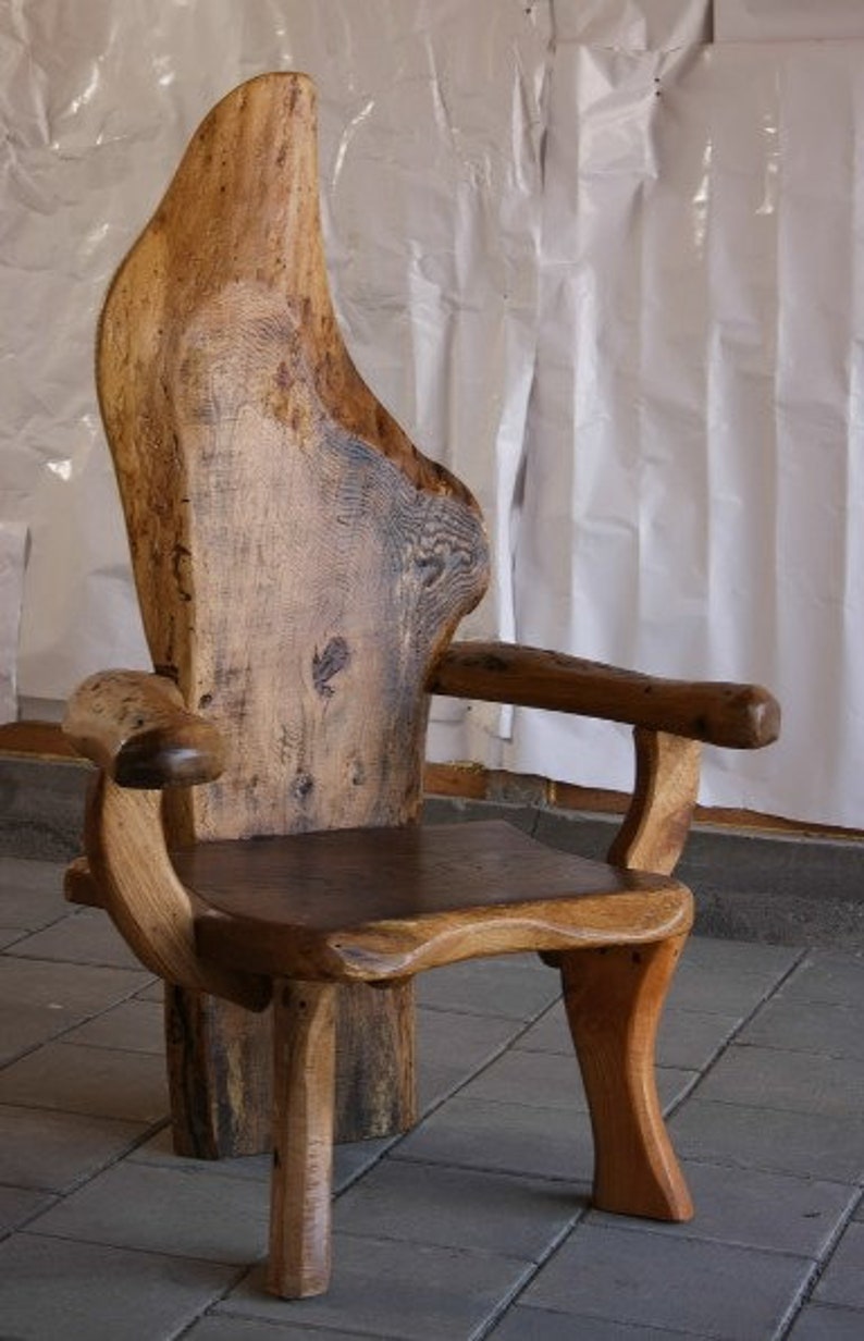 High quality Polish, Hand tailored Wooden Seat, Carefully assembled Wooden Seat with Immortal Appeal. image 3