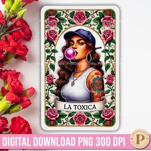La Toxica Mexikanische Tarotkarte PNG, Loteria-Stil digitale Kunst, lustige Linsen-Tarotkarte, mexikanische Mädchen-Tarotkarte, Chicana ästhetischer Download