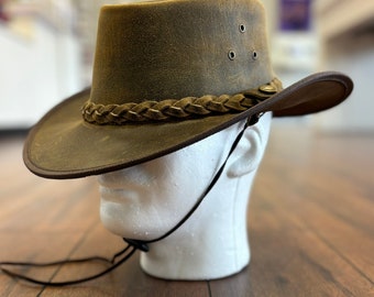 Olive Green Cowboy Hat: Western Style With Boho Braided Band  display picture 2