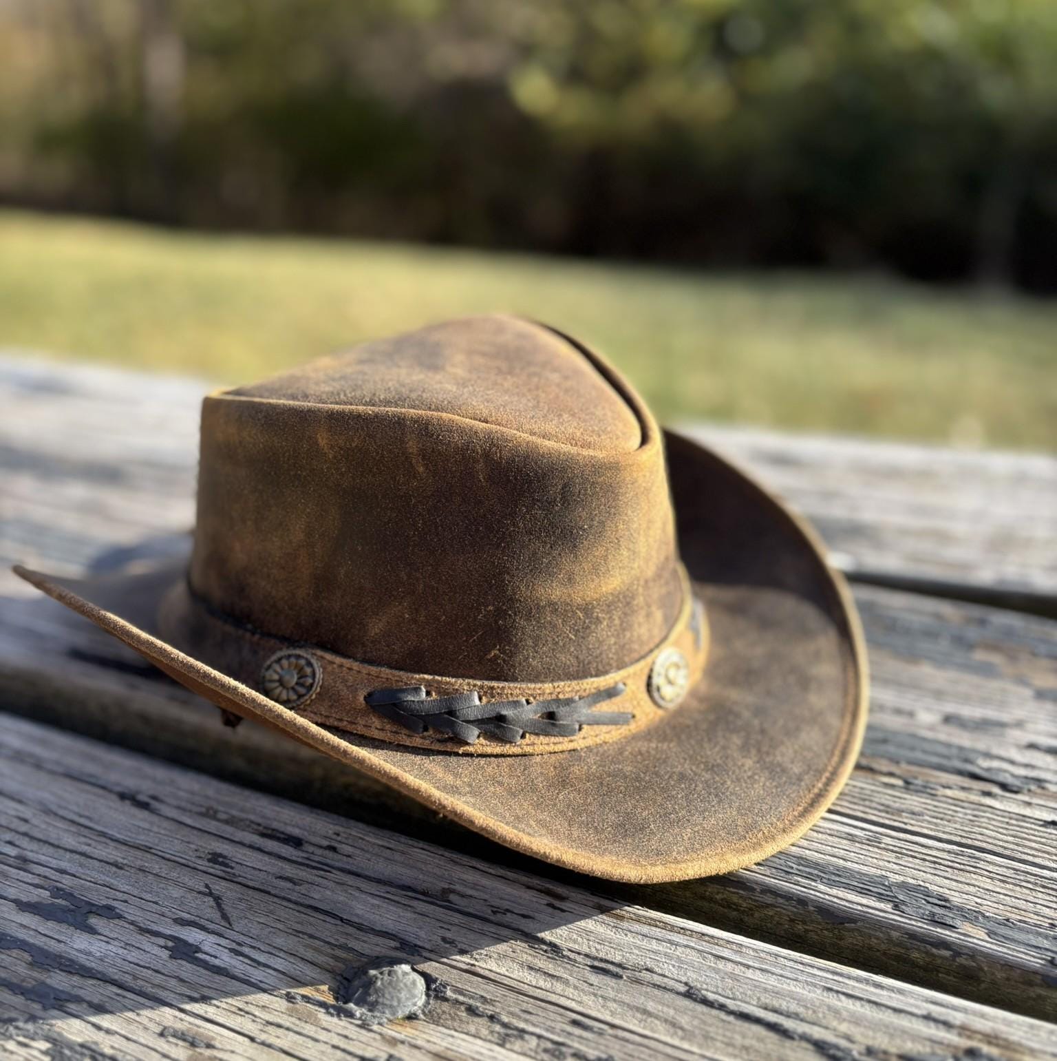 Vtg Men\'s‎ Hat Cowboy Safari Rodeo Unisex Brown Distress Leather Braided Band S Distressed Leather Vintage Style Brown Cowboy Hat with  main image 2