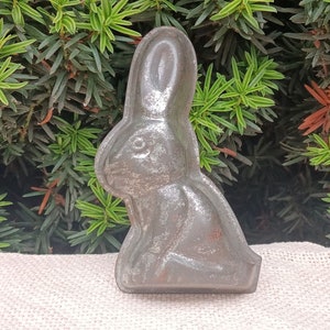 Vintage Bunny Rabbit Mold Chocolate, Antique Metal Mold Cookie, Vintage Metal Baking Pan, Mid Century, Kitchen Decor, French Vintage