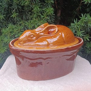 Vintage large Rabbit Pâté Terrine Dish, Antique Ceramic Rabbit Dish, Kitchen Decor, Mid Century, French Country House Decor, Vintage easter