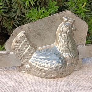 Vintage Hen Mold Chocolate, Antique Metal Two Part Chicken on Nest Chocolate Mold, Mid Century, Kitchen Decor, Easter and Christmas