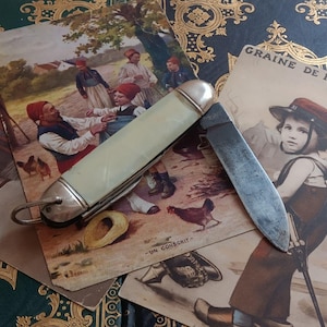 Navaja antigua, navaja plegable de mediados de siglo, navaja de bolsillo vintage de metal con almohadillas de hueso, navajas de bolsillo con almohadillas de hueso, coleccionable