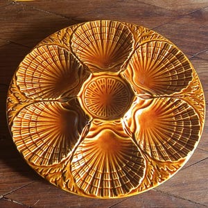 1 ostrontallrik – mitten av århundradet, vintage majolica barbotin skaldjurstallrik, tillverkad i Portugal