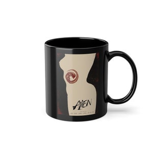 Splendida tazza nera con arte aliena / Tazza da caffè horror fantascientifico / Design alieno unico / Regalo perfetto per i fan della fantascienza / Tazza in ceramica da 11 once
