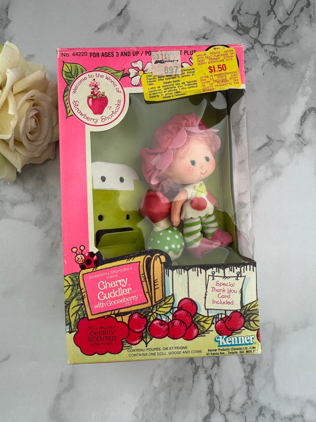 STRAWBERRY SHORTCAKE CHARLOTTE aux fraises Poupée Cherry Cuddler (C268