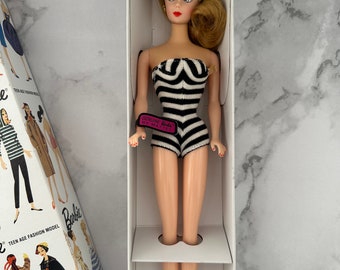Lot De 48 Poupées Barbie Mattel - Collection Silkstone - NRFB - Ken Et Barbie - Neuf