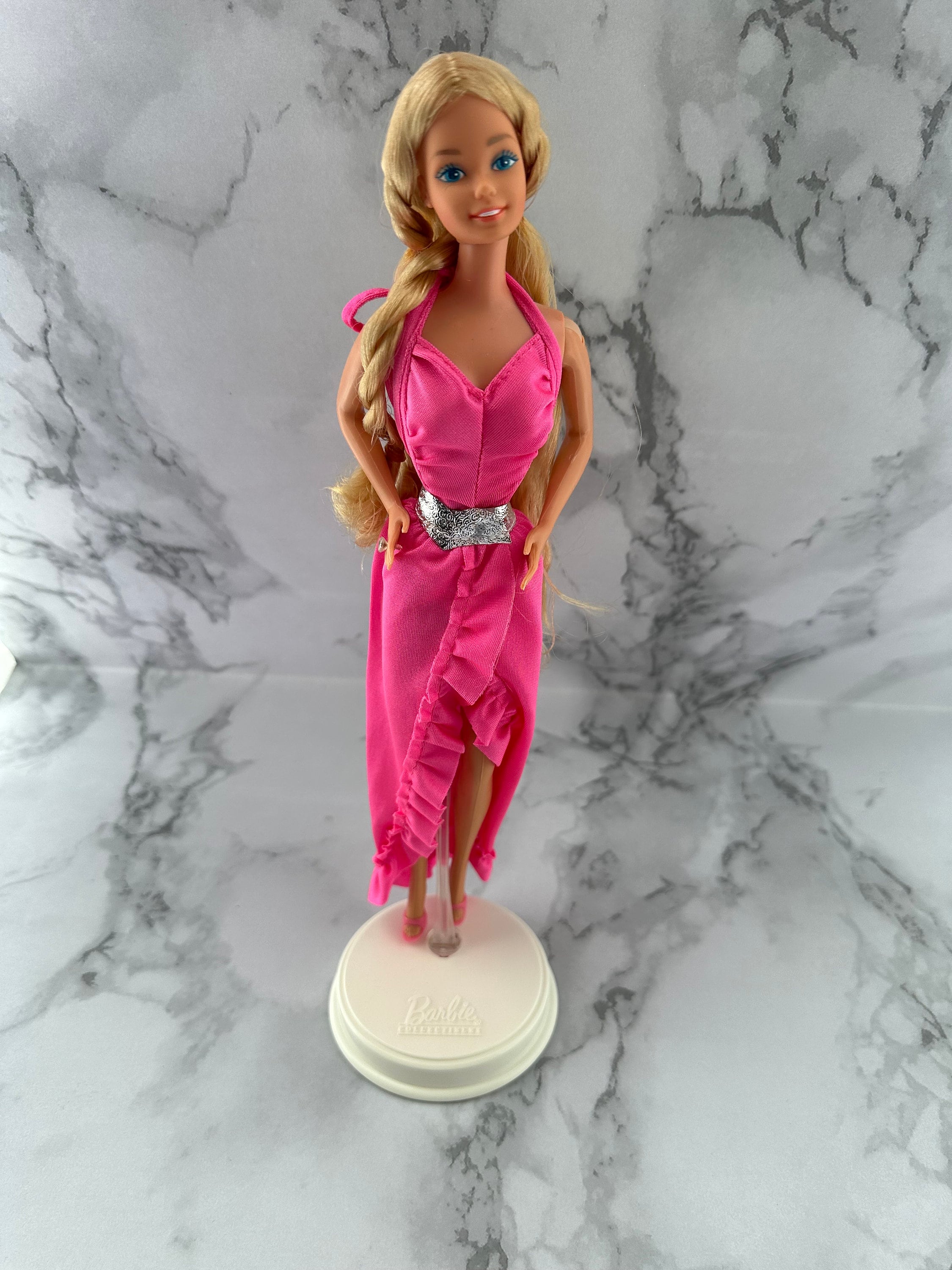 ロイヤルドルトン フュギリン Babie Vintage Barbie, 1982. Twirly Curls. Rare and Retro Barbie