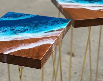 op maat, dnd tafel, bijzettafel, epoxy, epoxy tafel, hars, houten salontafel, walnoot salontafel, unieke salontafel, kleine salontafel