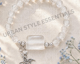 Czech Glass Transparent Bracelet| Crackle Glass Bead | Hummingbird jewelry| Bridesmaid Jewelry | Nature Inspired | Minimalist | Gift for her