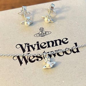 Unisex Versilbert Super Mini Halskette / Ohrringe Set. Geschenk für Sie, Geschenk für Ihn.