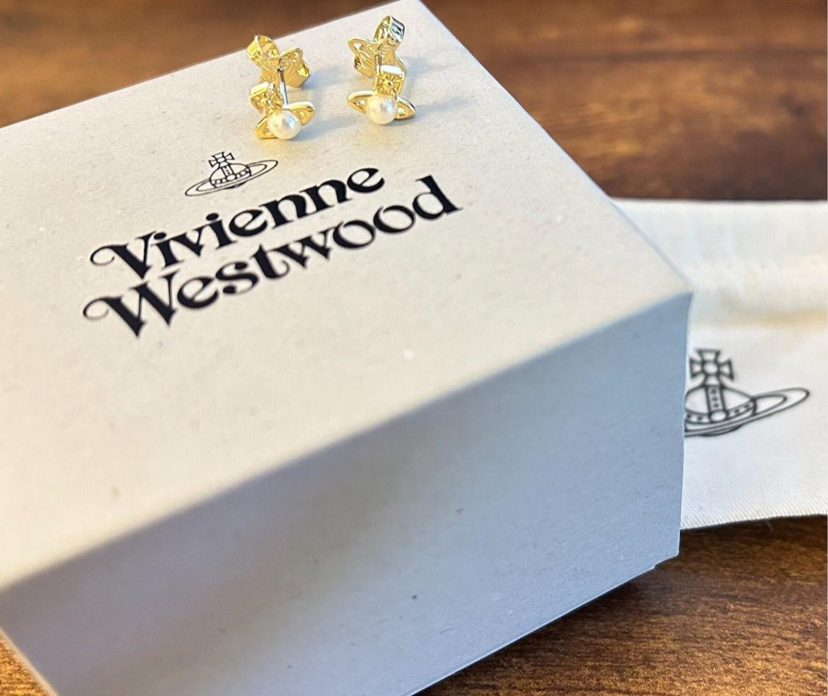 【関税&送料込】Vivienne Westwood Gold Balbina Earrings With ヴィヴィアン ウエストウッド ピアス Vivienne Westwood BALBINA