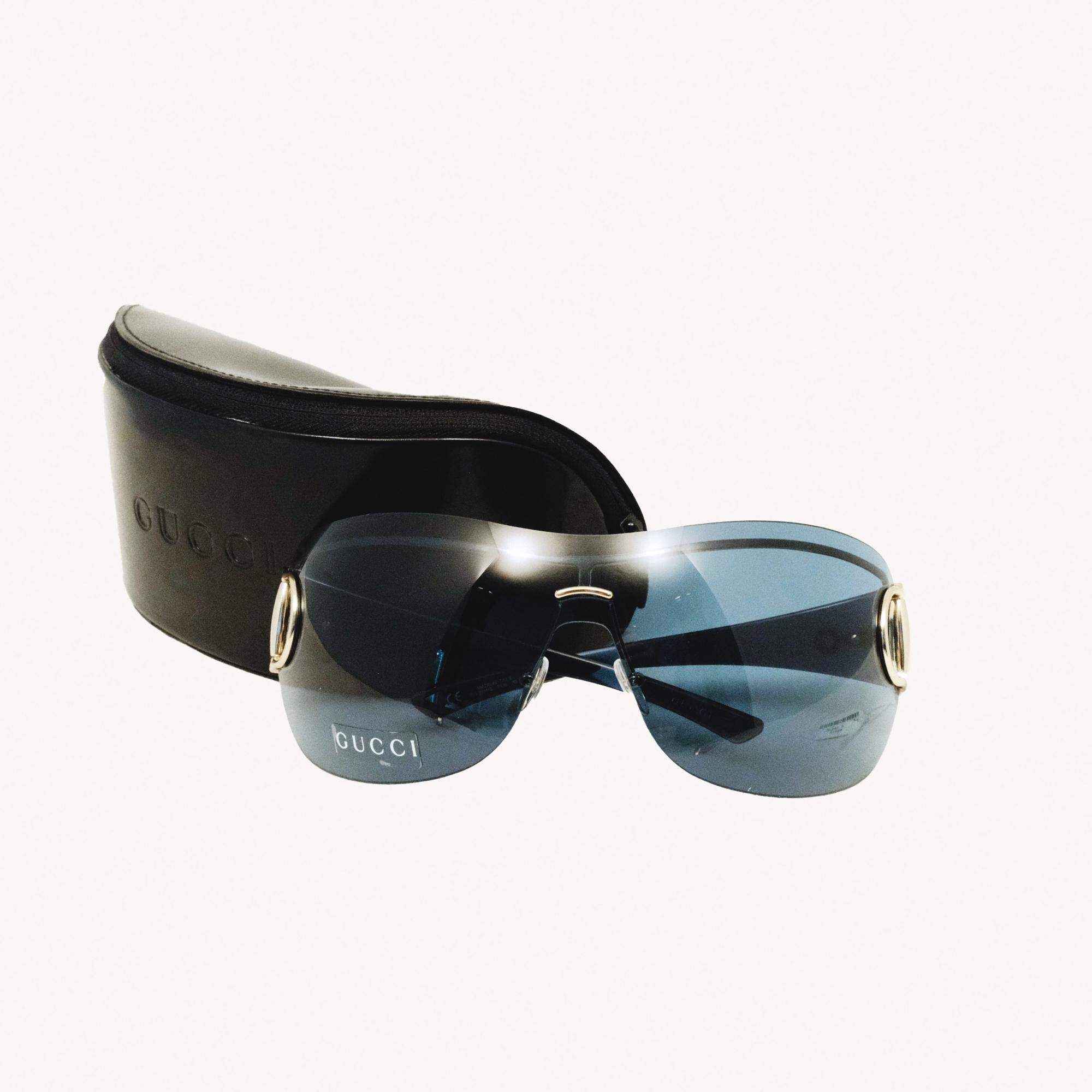Vintage Gucci Black GG 2875/S rimless Shield Sunglasses - Women Accessories Gucci Rimless Mask Sunglasses - Silver / Black / Grey – Kith main image 2
