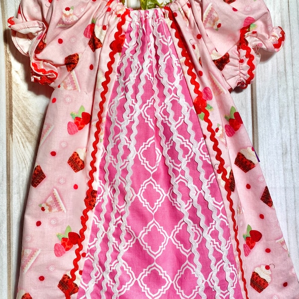 Strawberry Shortcake Handmade Dress Set For Girls Size 9-12 Months/ Strawbwrry Dress for Baby Girl/ Baby Shower Gift