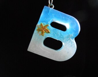 Ocean Resin Letter Keychain: Personalized Initial Bag Charm