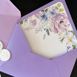 Lila Umschläge mit Floral Liner Aquarell Blumen lila handgemachter benutzerdefinierter Umschlag