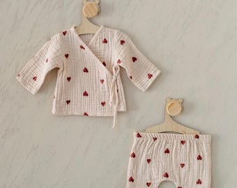 Organic cotton 4 layers coming home outfit, red hearts kimono top, pants, hat, gloves set, newborn wrap muslin clothing